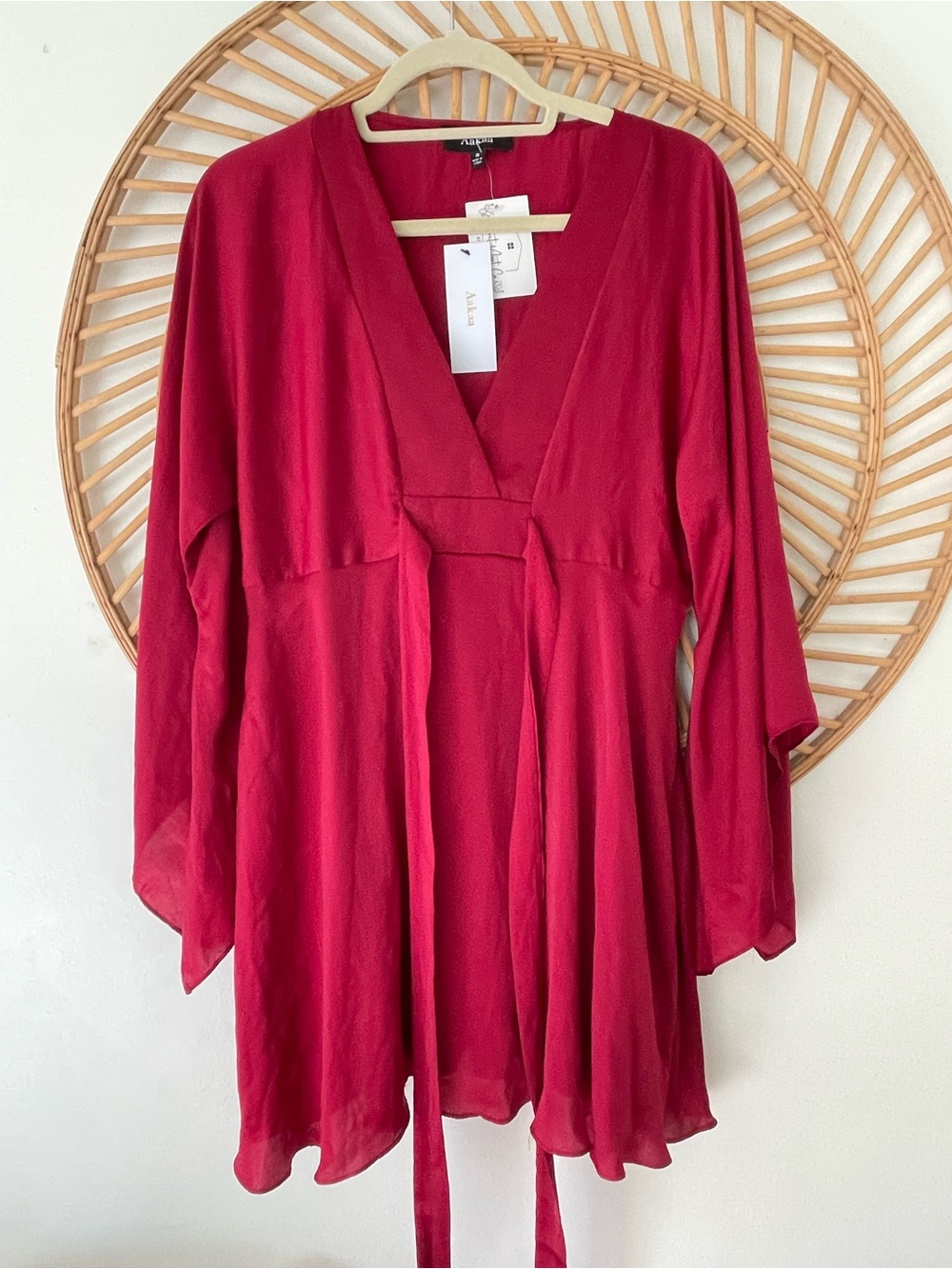 Aakaa Women’s Red V-Neck Tie-Front Tunic Top